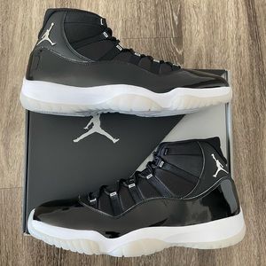Nike Air Jordan 11 Jubilee
